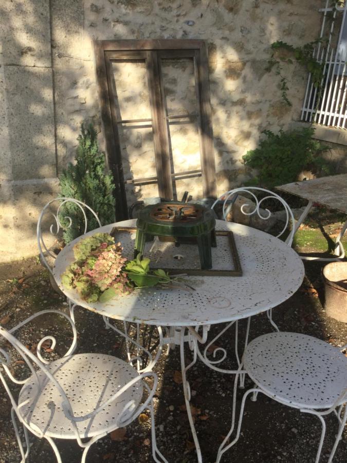 Chez Les Brocs B&B Canet  Exterior photo