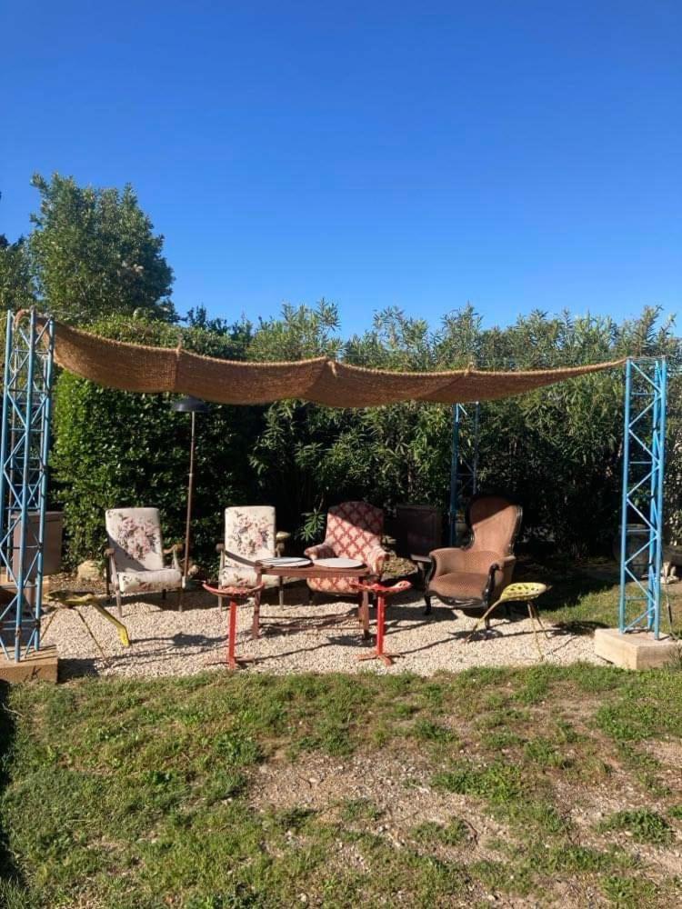 Chez Les Brocs B&B Canet  Exterior photo
