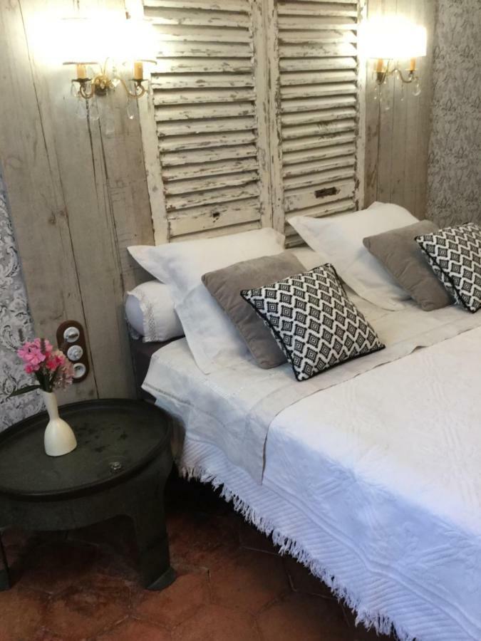 Chez Les Brocs B&B Canet  Exterior photo
